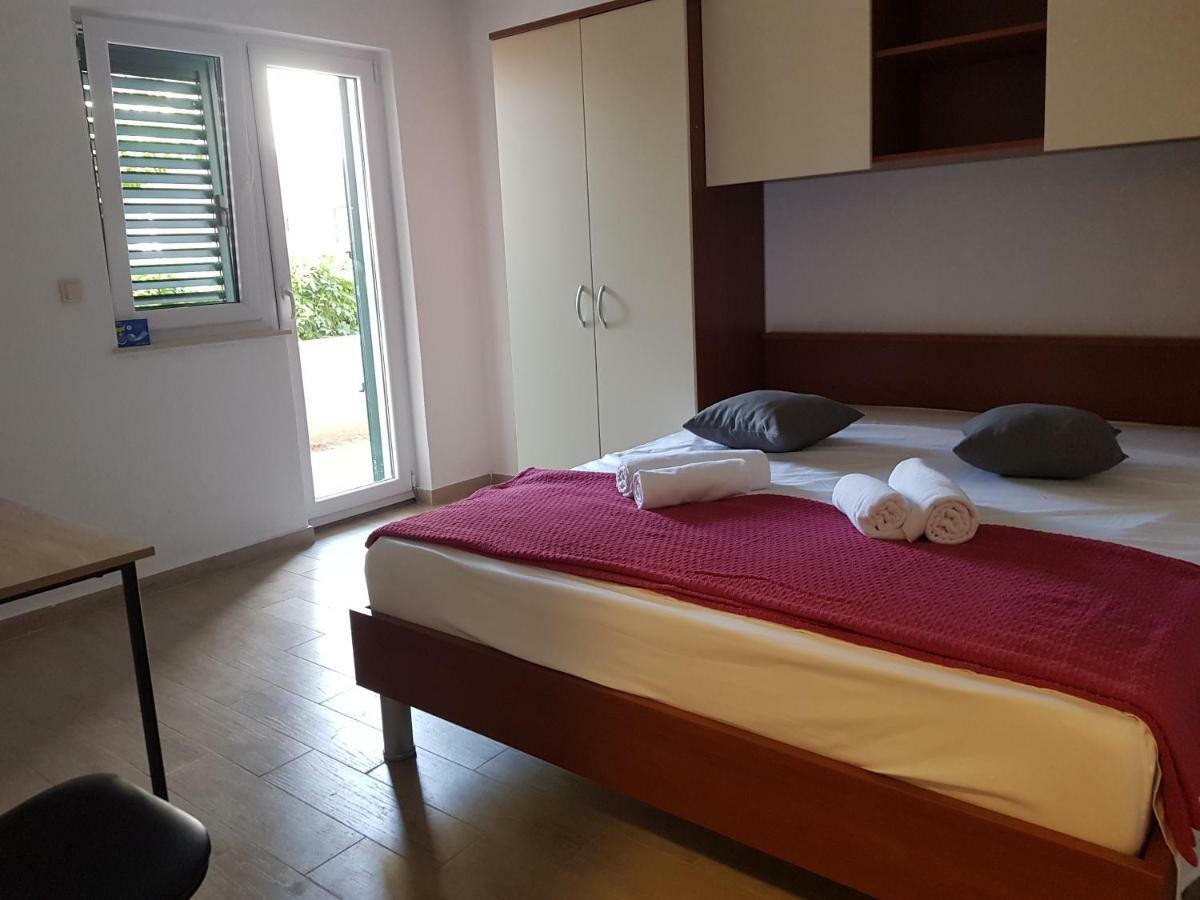 "Laurier" Rooms & Apartments سيلينا المظهر الخارجي الصورة