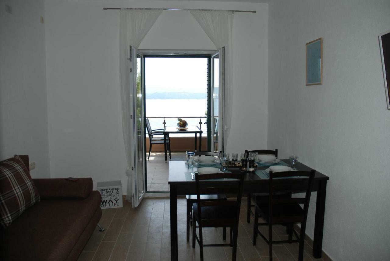 "Laurier" Rooms & Apartments سيلينا المظهر الخارجي الصورة